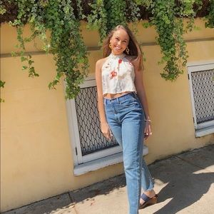 Meet your Posher, Alyssa